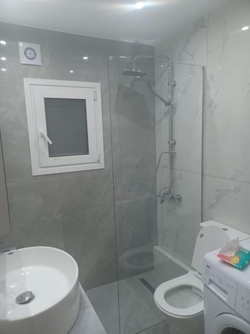 Cozy Renovated Apartment Афіни Екстер'єр фото
